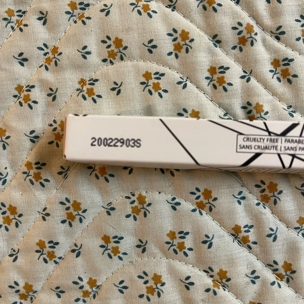 Estate Liquid Eyeliner